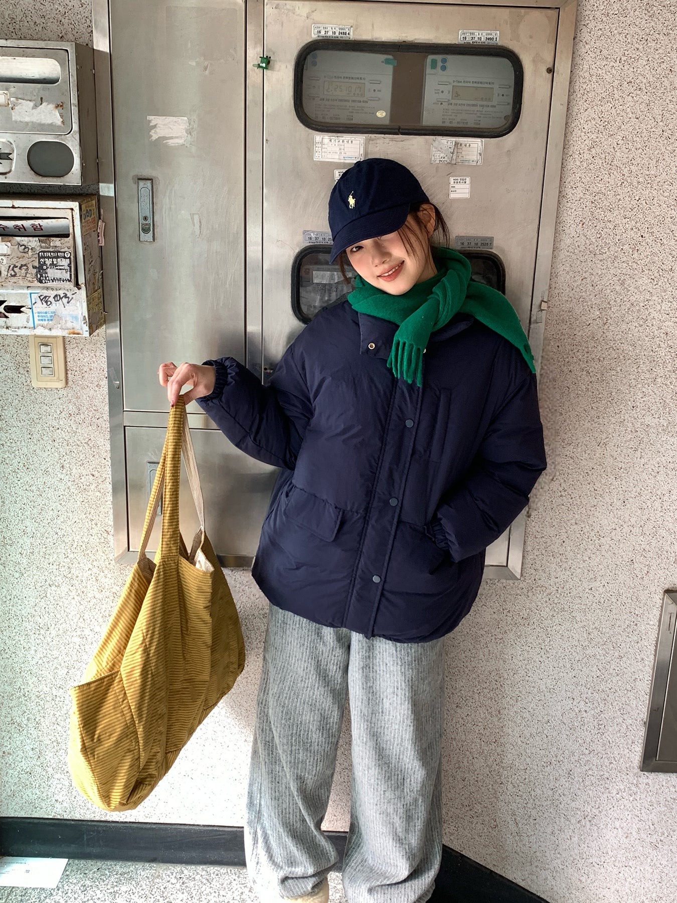 RAINY刺繍縦縞のゆったりカジュアルパンツ