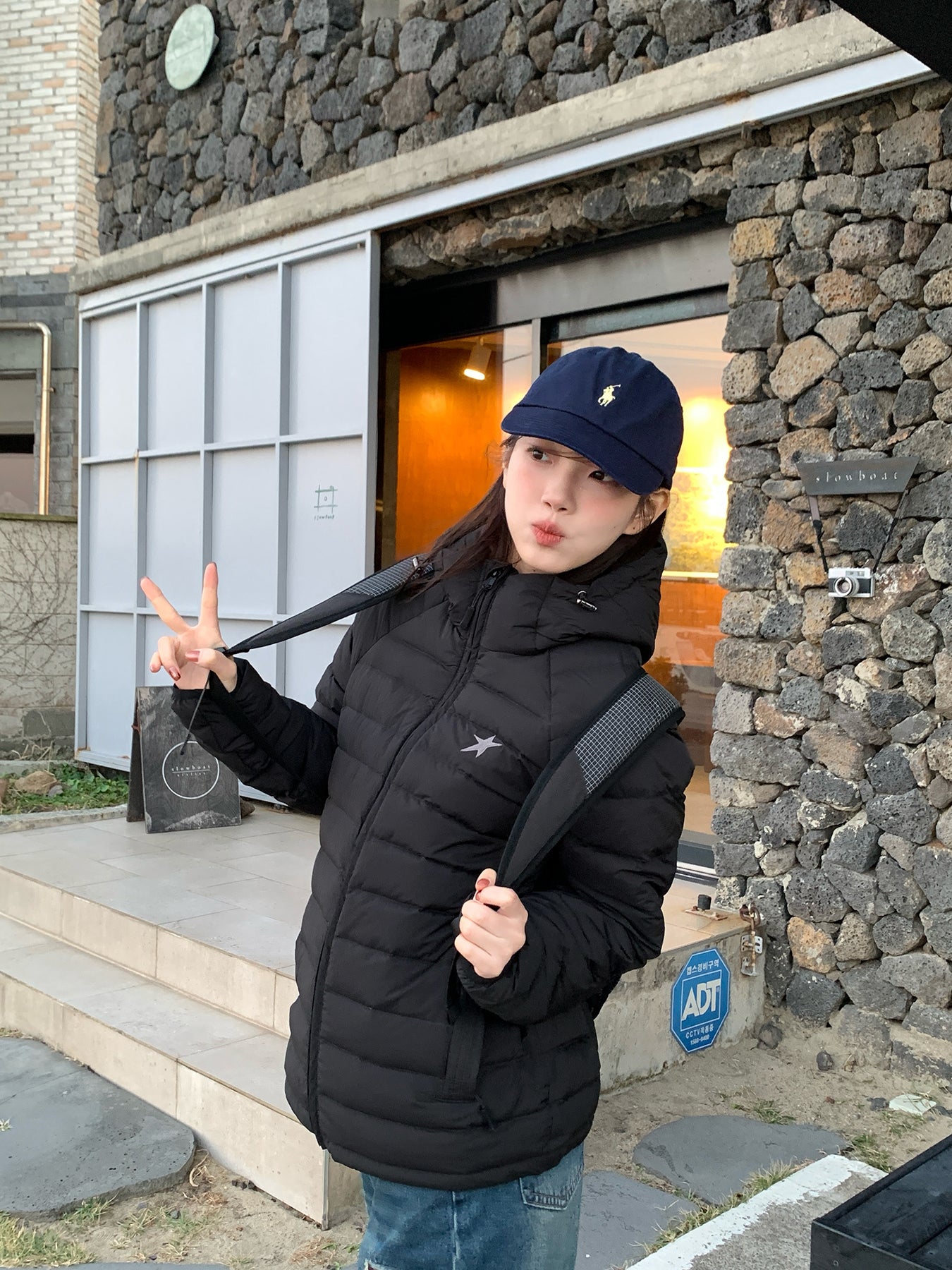 RAINY軽量連帽スペアリブダウンジャケット