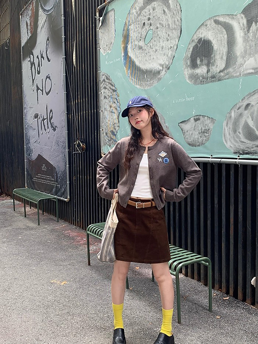 RAINY レトロコーデュロイミディスカート 春/秋 レディース ルーズフィット Aライン ハイウエスト ショートスカート 万能