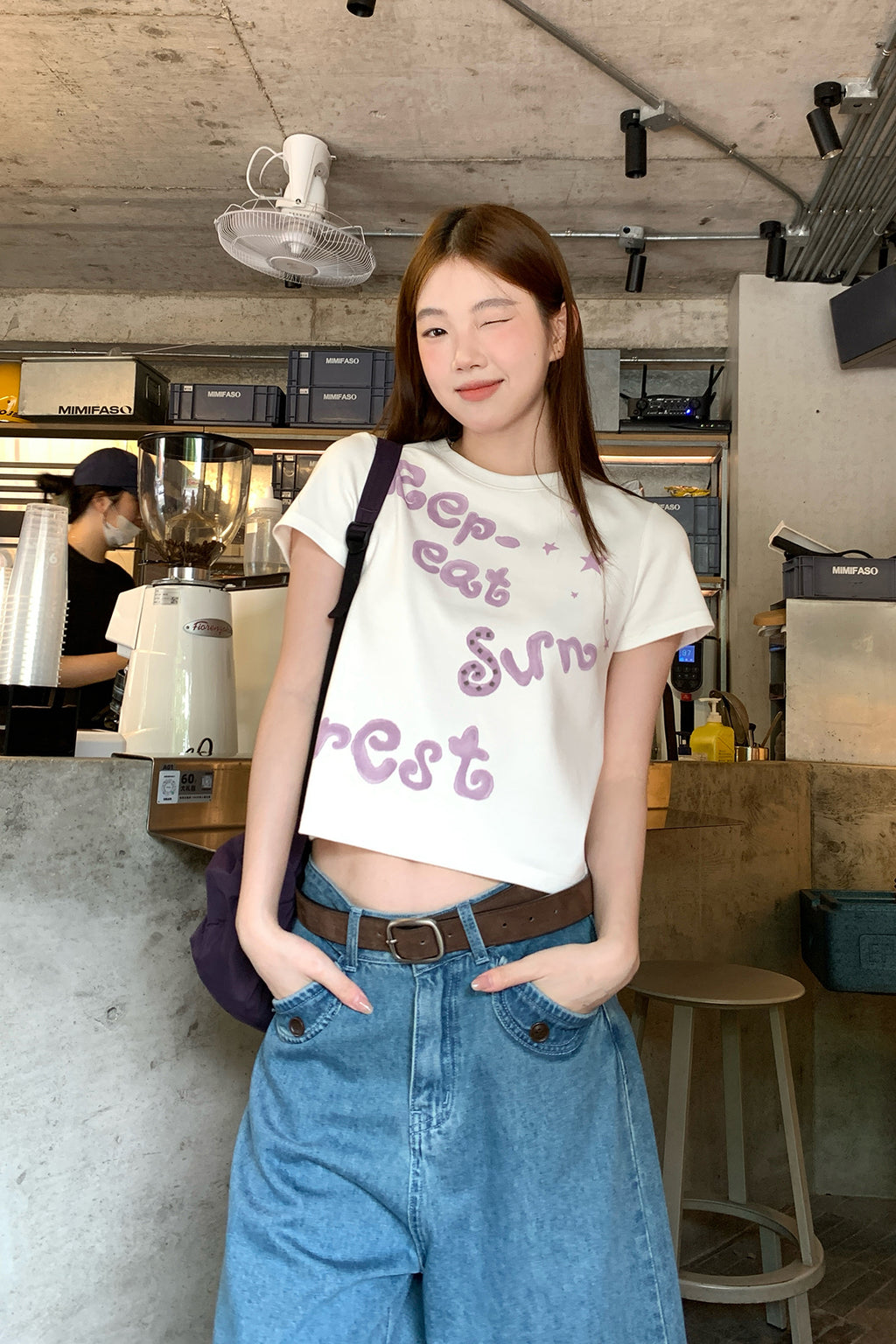 RAINY落書きプリントのアルファベットTシャツ26SA23886Q