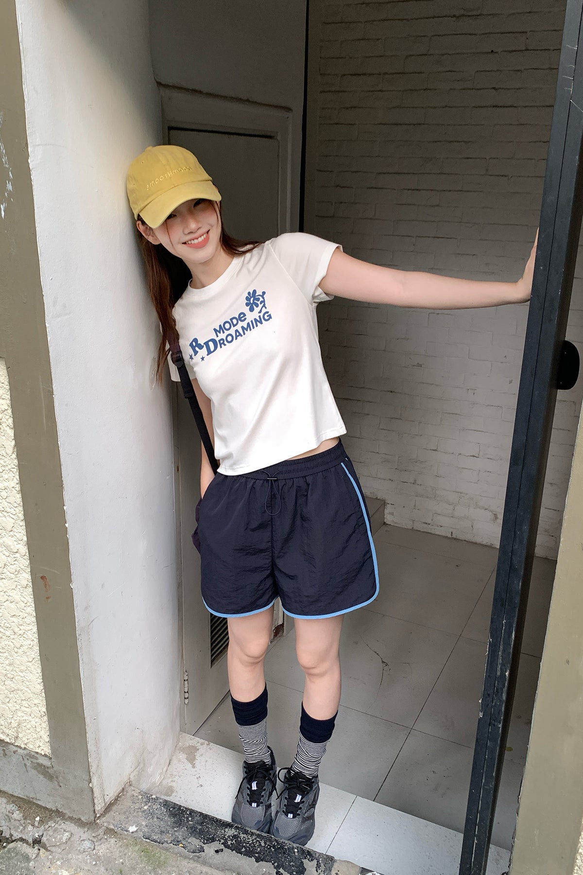 RAINYしゃれ花アルファベットTシャツ26SA23831X