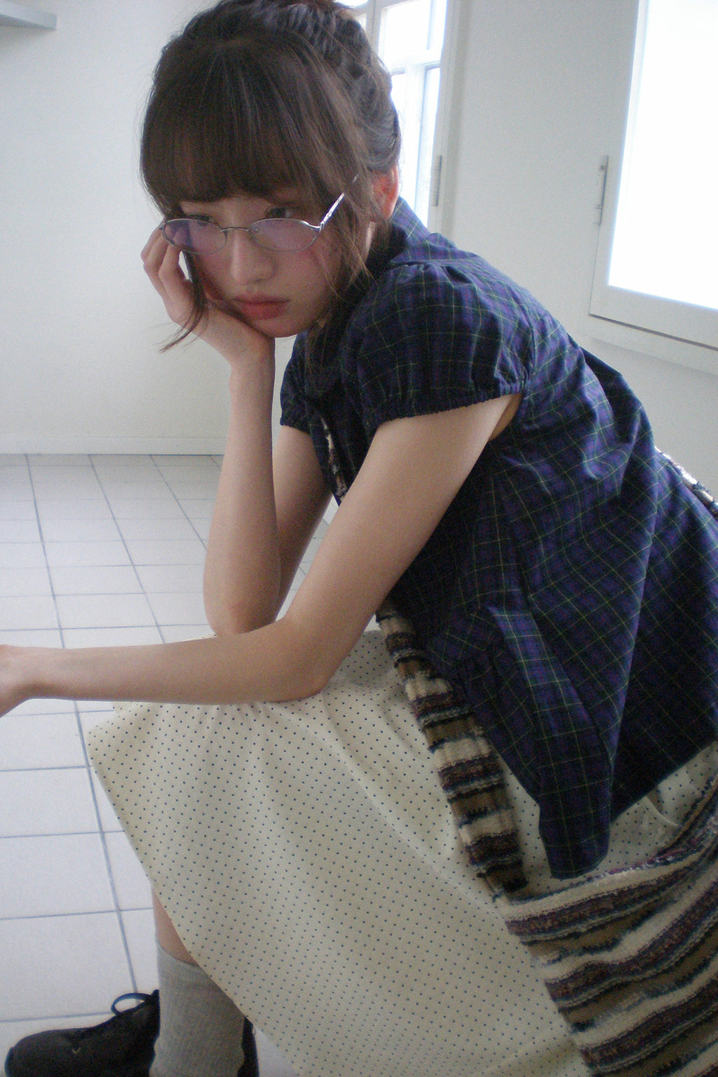 RAINY 甘美レトロアカデミック風ダブルボタンダウンシャツ26SA43754J