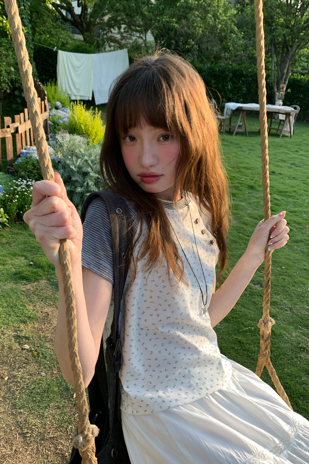 RAINYシックなストライプの花柄Tシャツ26SA23705Q