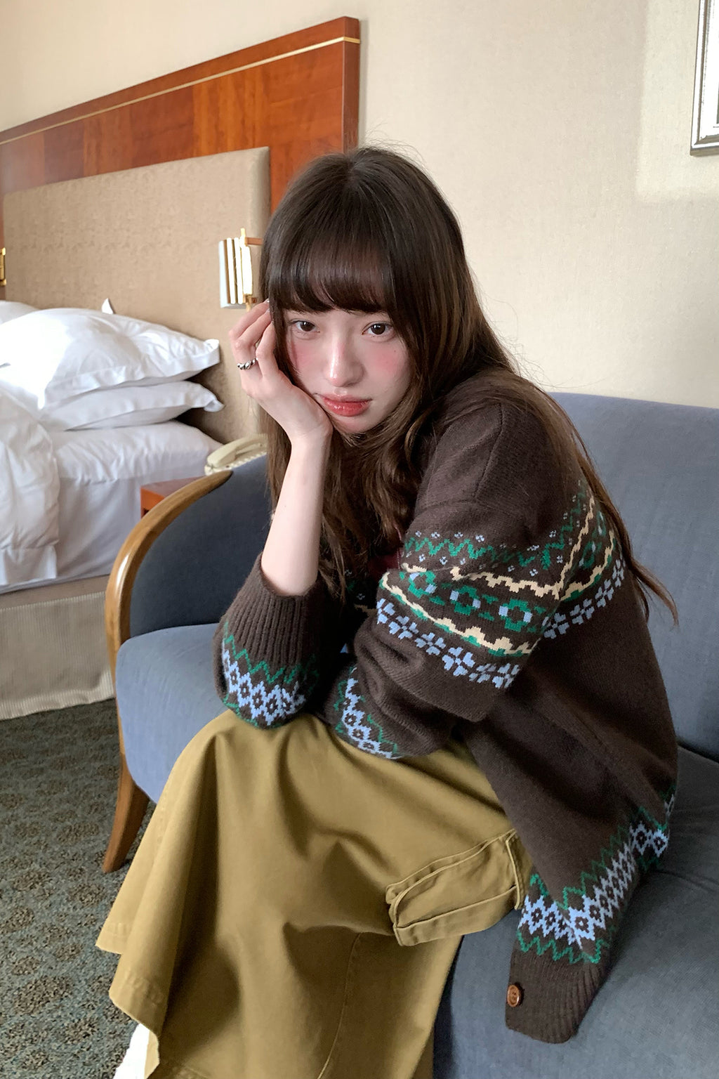 RAINY レトロで上品なフェアアイル柄ニットカーディガン 刺繍入りニットアウター 26WG23978X