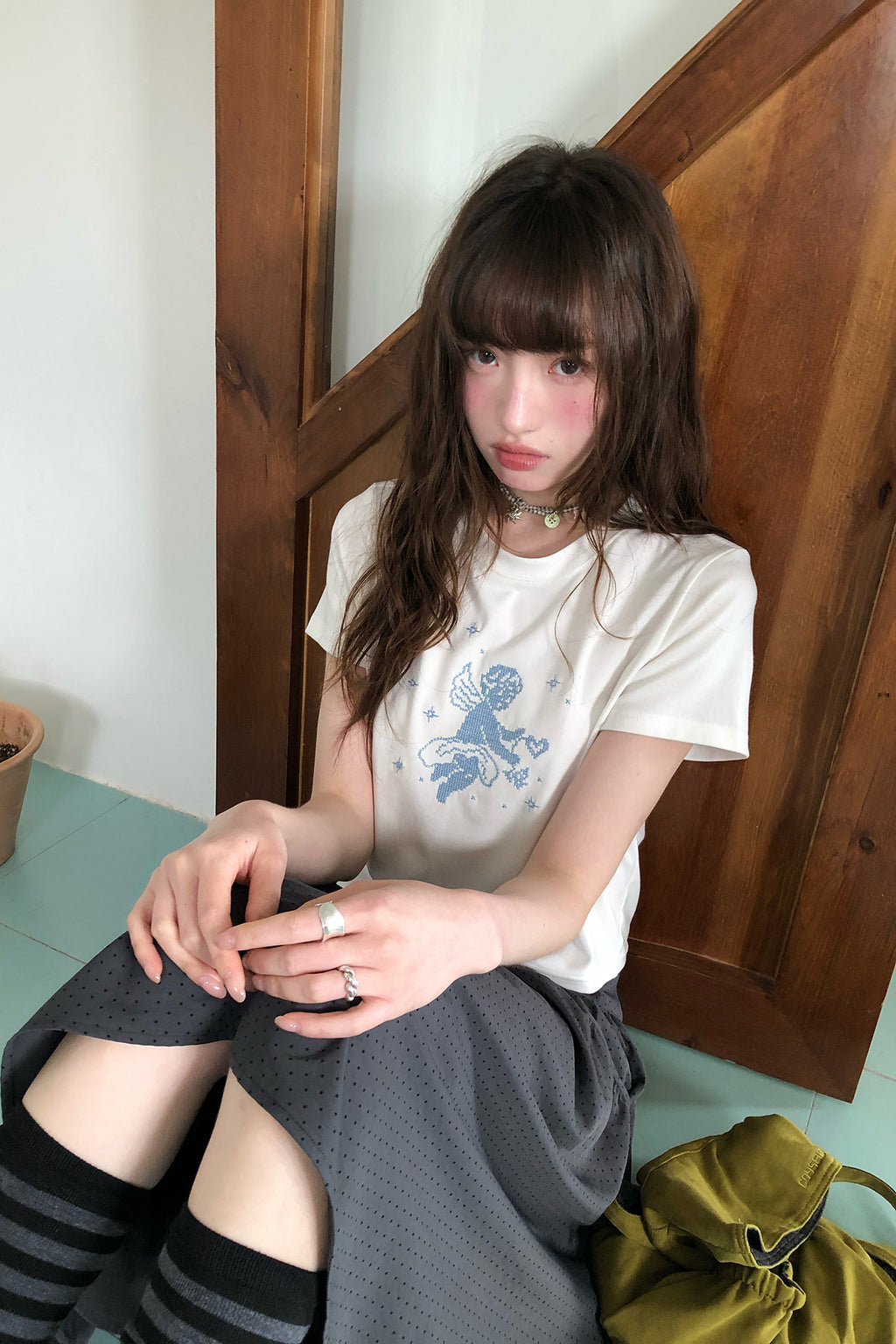 RAINYキュートな減齢天使刺繍Tシャツ26SA23730Q
