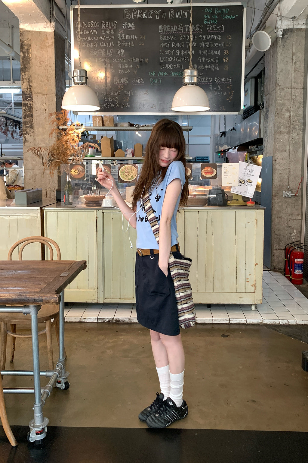 RAINYクルーネックイルカのアルファベットプリントTシャツ26SA23701Q