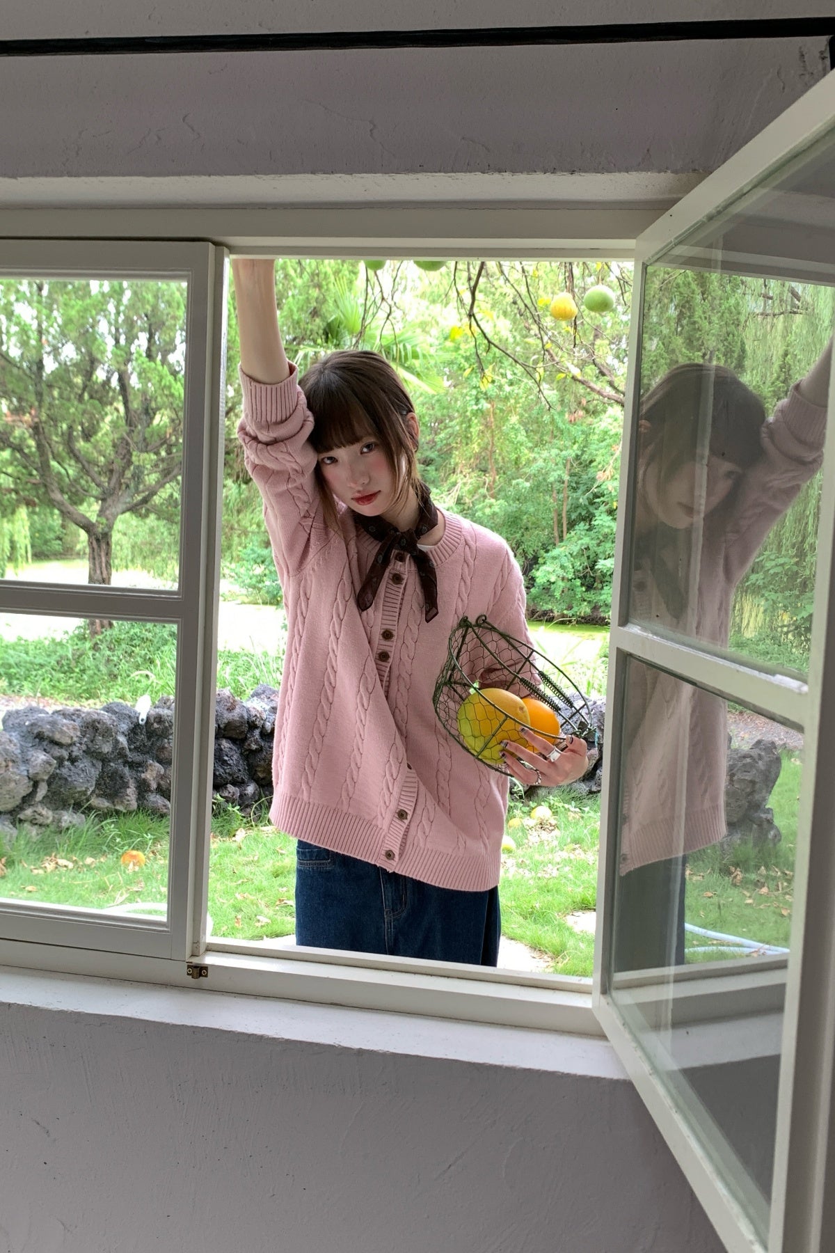 RAINY優しい明媚なツイストフラワーのラウンドネックカーディガンニット 26FG23967S