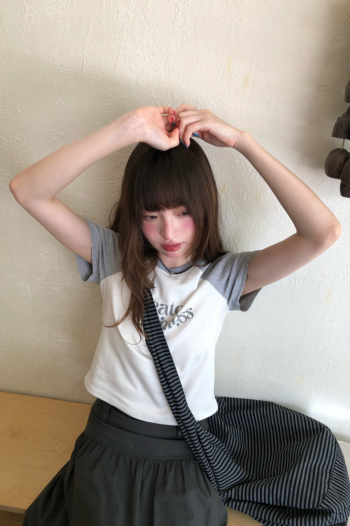 RAINYラグランスリーブアルファベットTシャツ26SA23881J