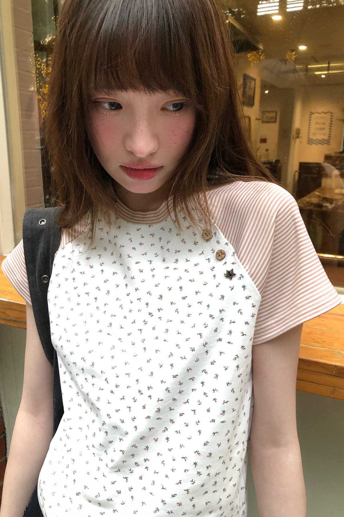 RAINYシックなストライプの花柄Tシャツ26SA23705Q