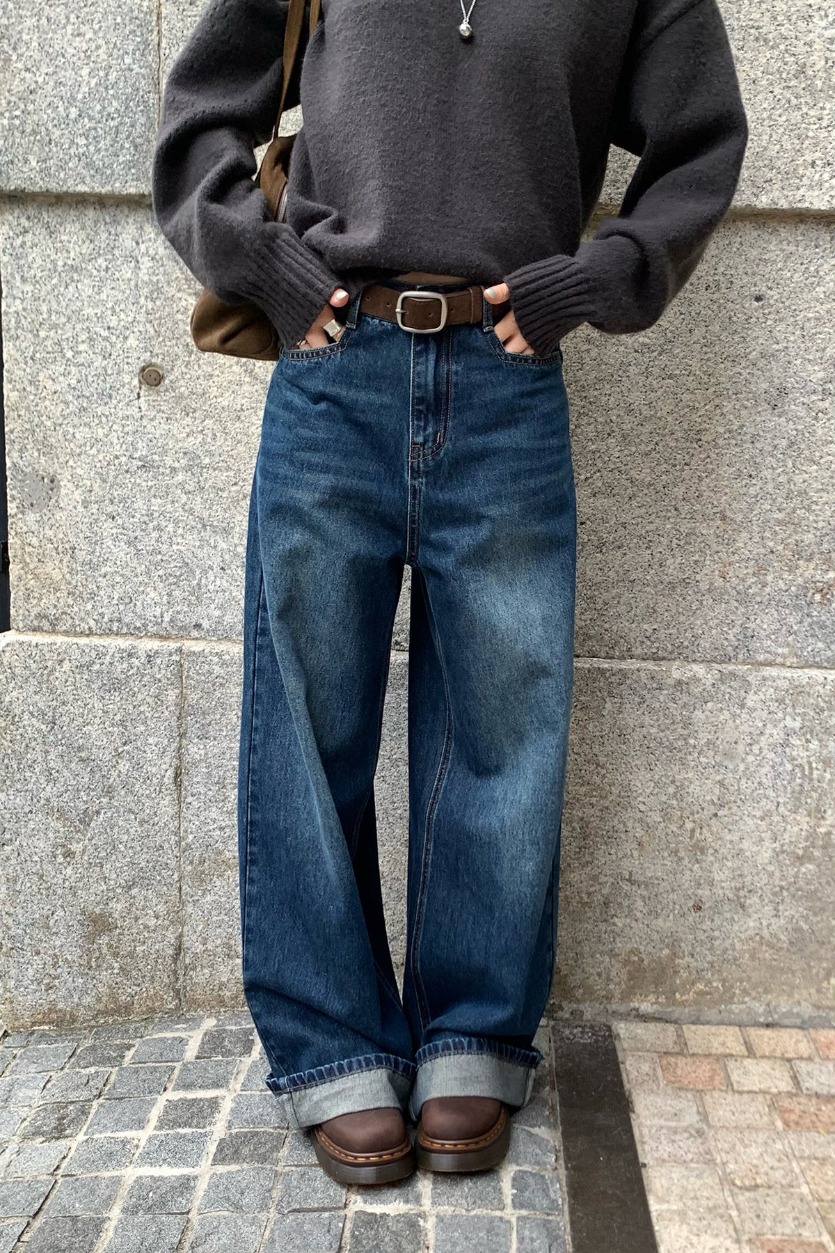 RAINY シンプルで着回しやすいロールアップ裾ステッチ入りワイドデニムパンツ 26WB23998X