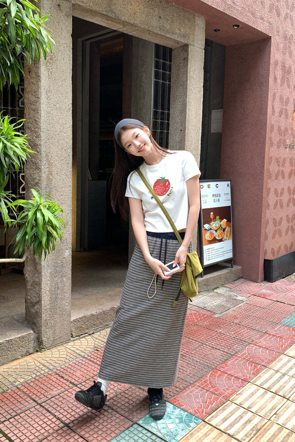 RAINY童趣トマトアルファベットプリントショートTシャツ26SA23722Q