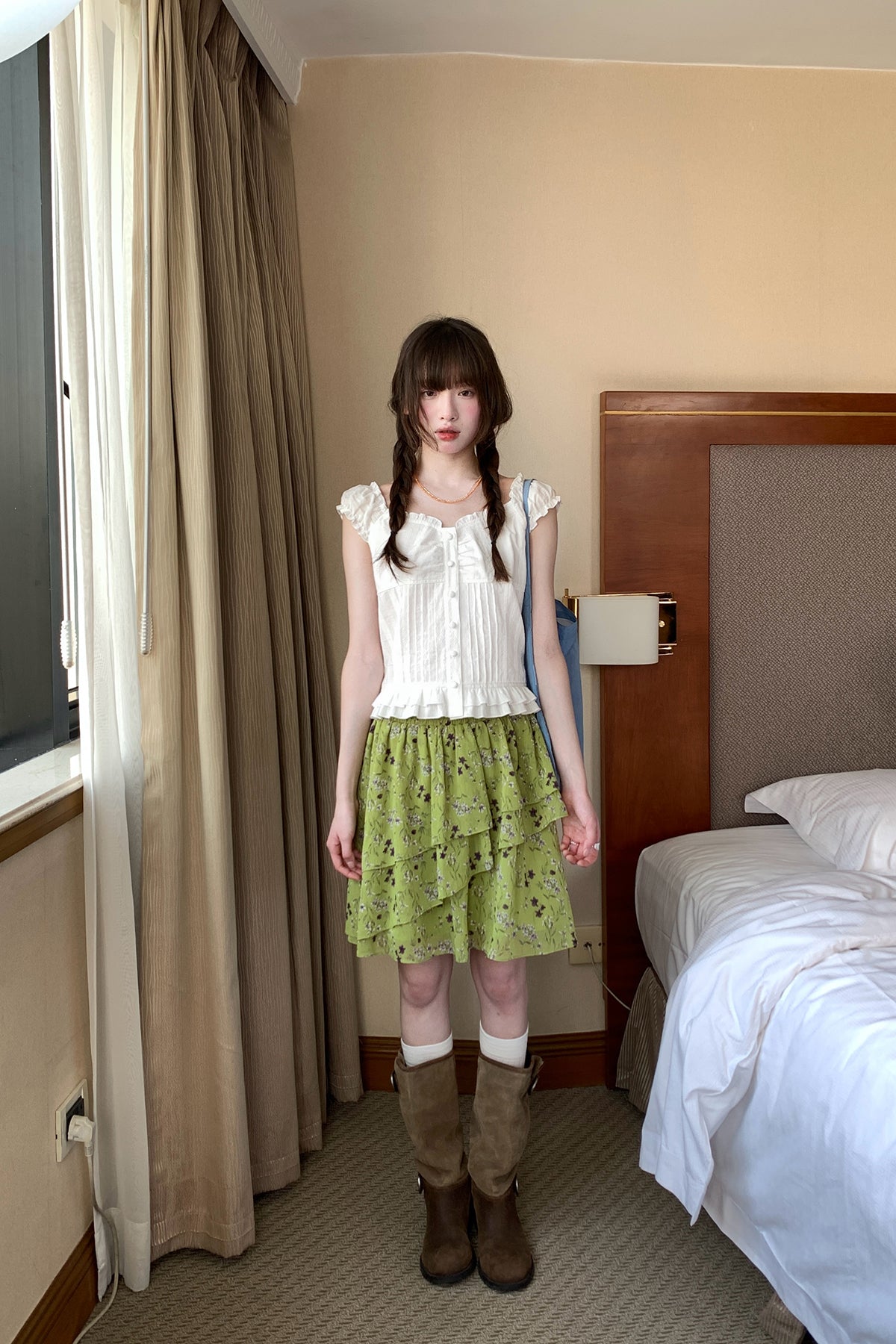 RAINYスウィートフィット少女感木耳もとブラウス26SA33685X