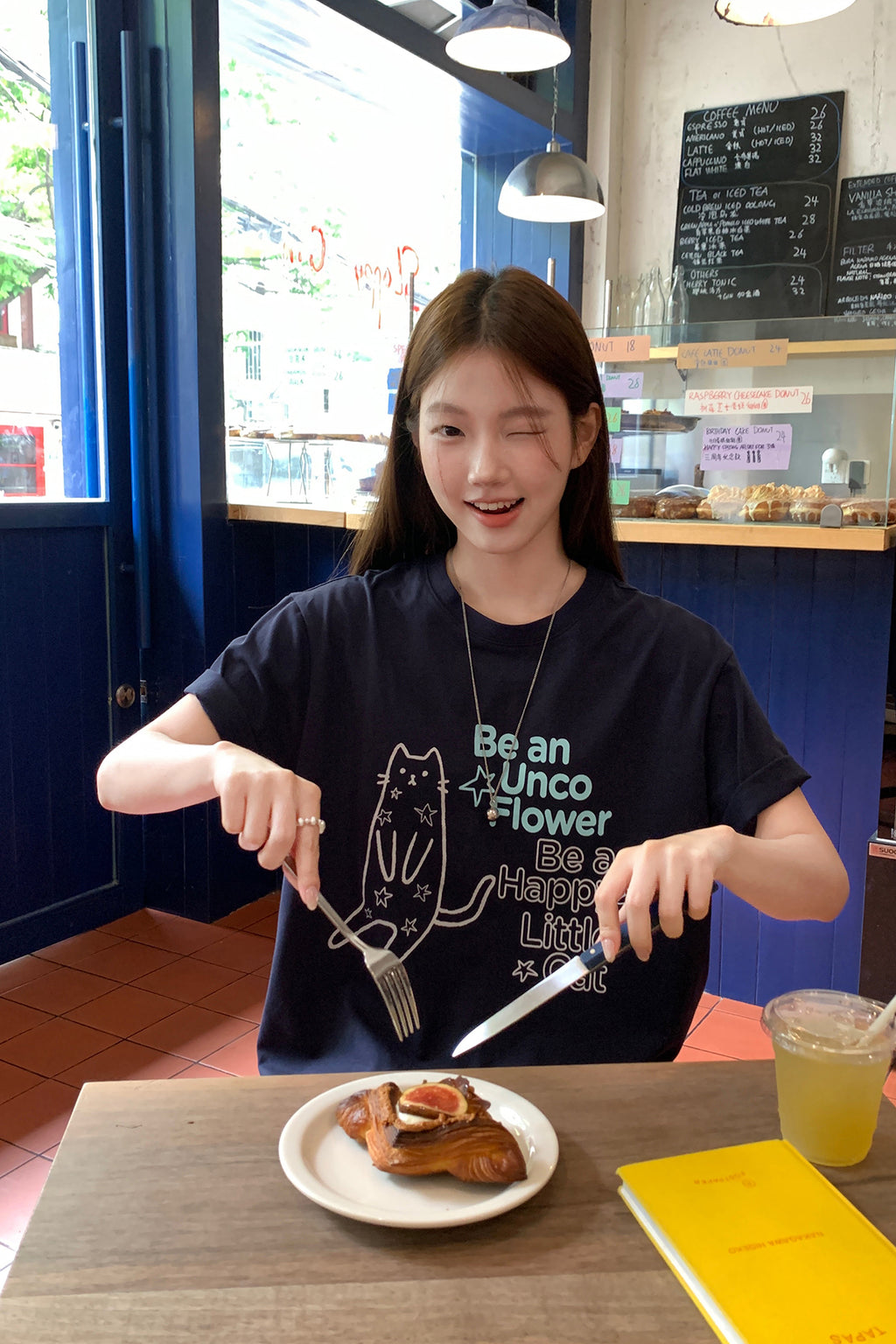 RAINY 韓国風カワイイキュートな猫柄ラウンドネックTシャツ26SA23793X