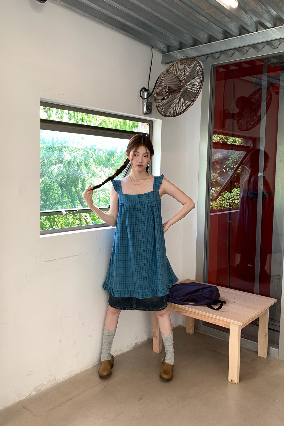 RAINYのガーリー感のある小飛袖キャミソールスカート26SC23836X