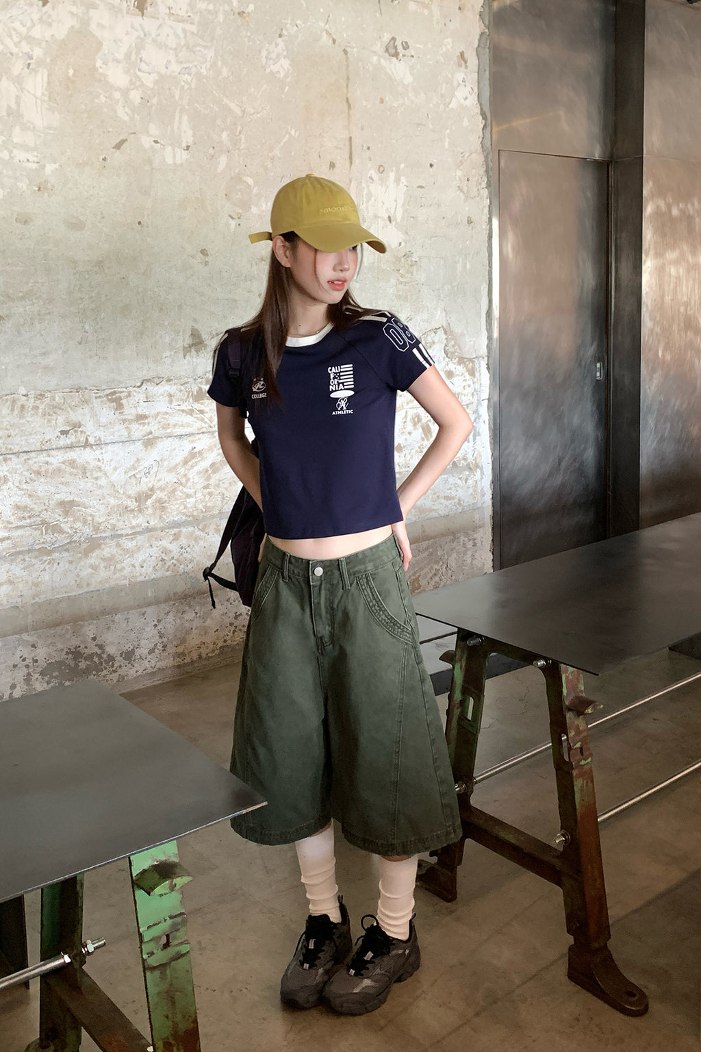 RAINYラグランスリーブアルファベットTシャツ26SA23847J