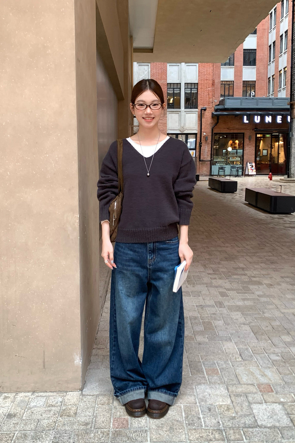 RAINY シンプルで着回しやすいロールアップ裾ステッチ入りワイドデニムパンツ 26WB23998X