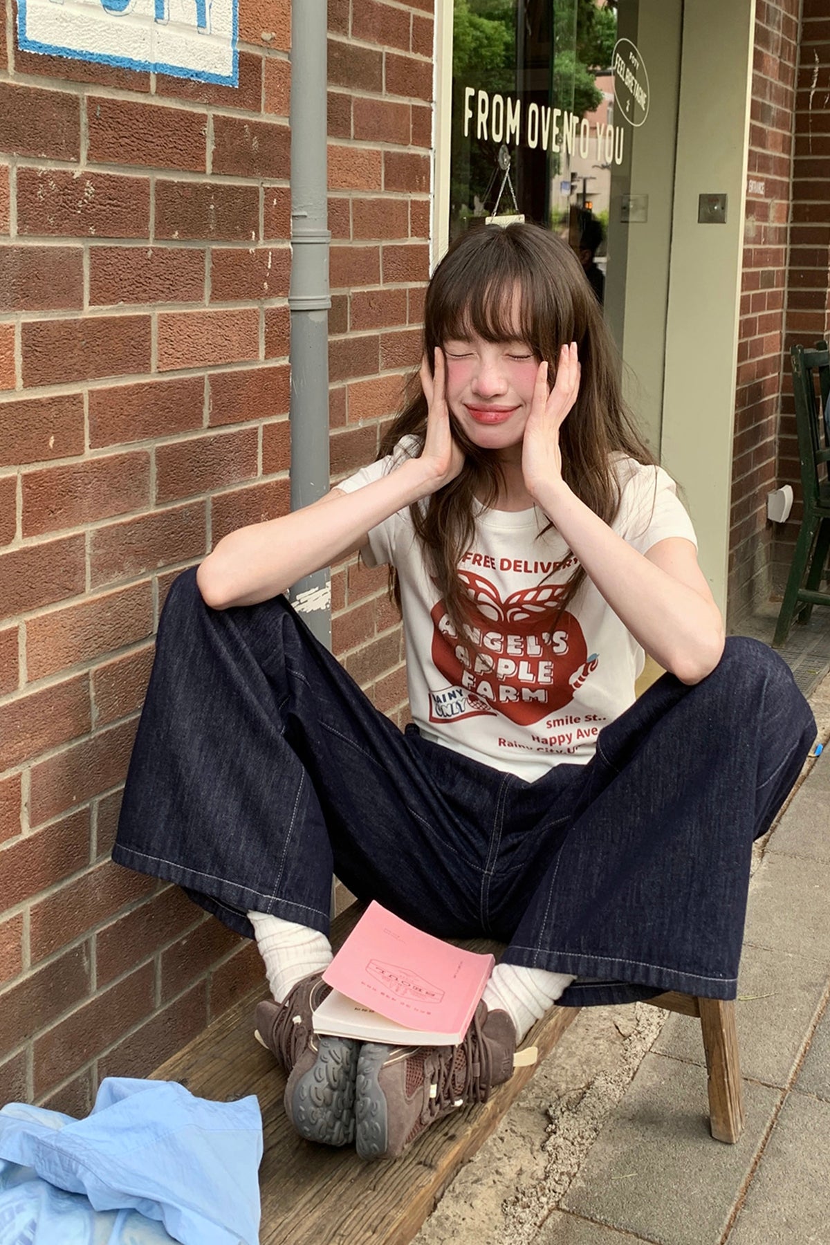 RAINY ショートネックランダムプリントTシャツ25SA23199Q