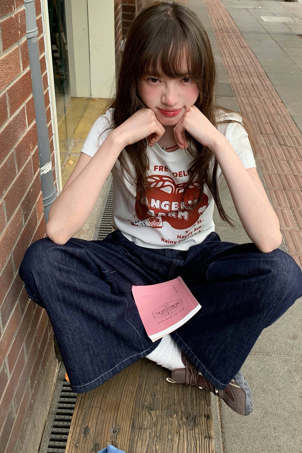 RAINY ショートネックランダムプリントTシャツ25SA23199Q