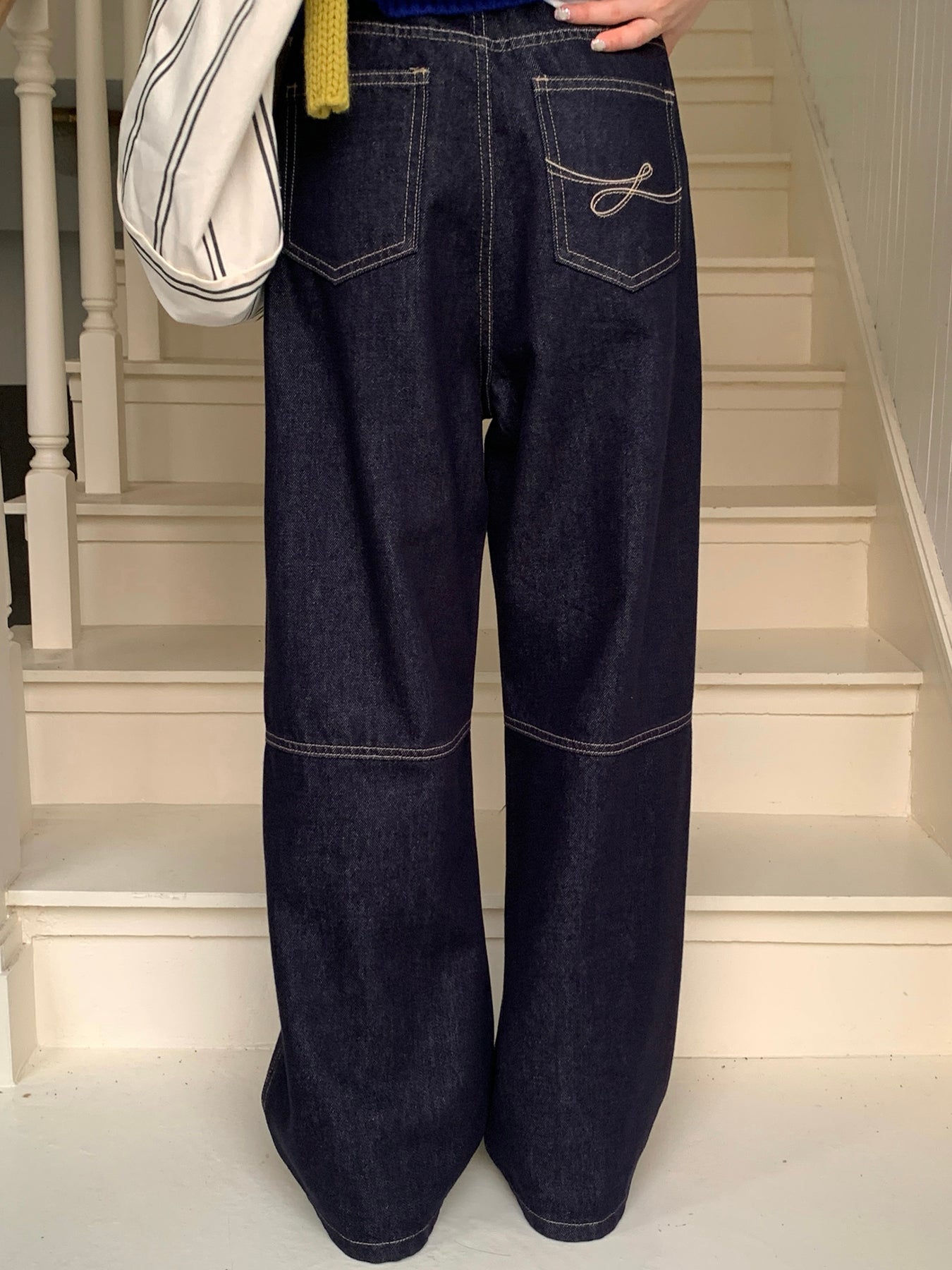 RAINY 万能ルーズフィットジーンズ（トップステッチポケット付き）、秋冬レディースアメリカンスタイルレトロハイウエストワイドレッグパンツ