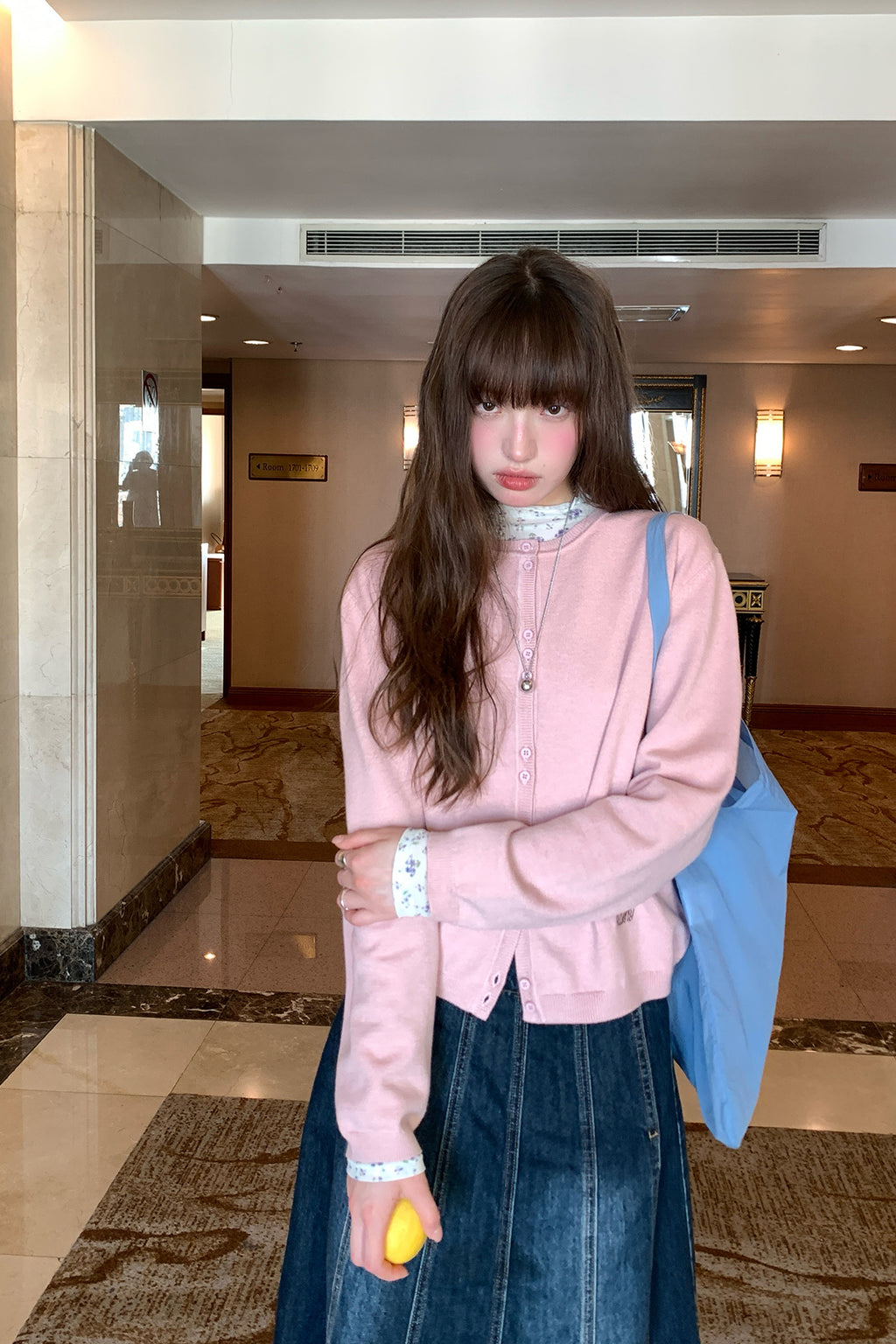 RAINY 100マイクロゆったりクルーネックニット26SG23641Y