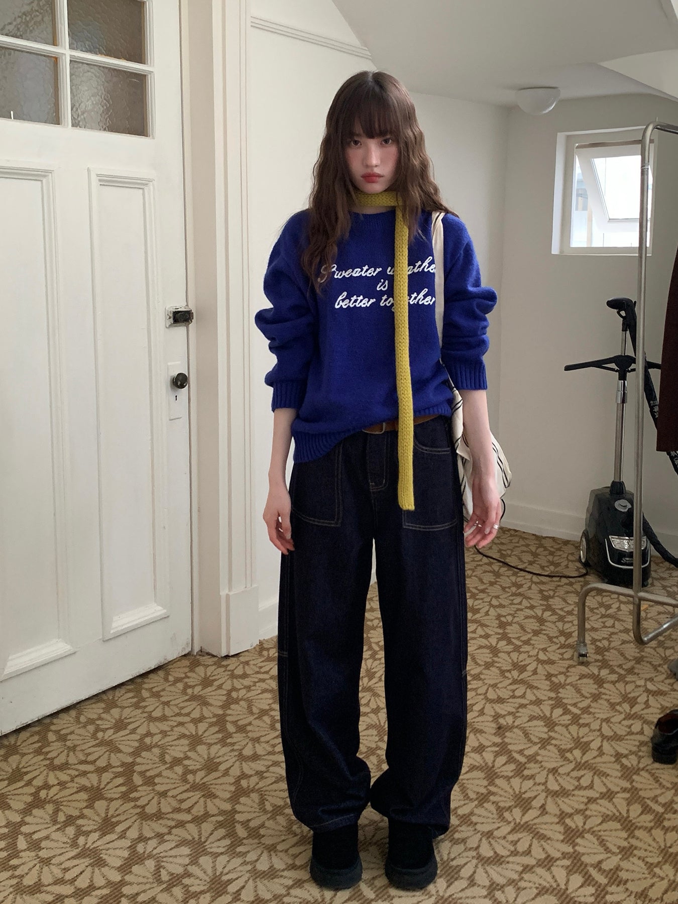 RAINYのゆったりとした明糸ポケットジーンズ