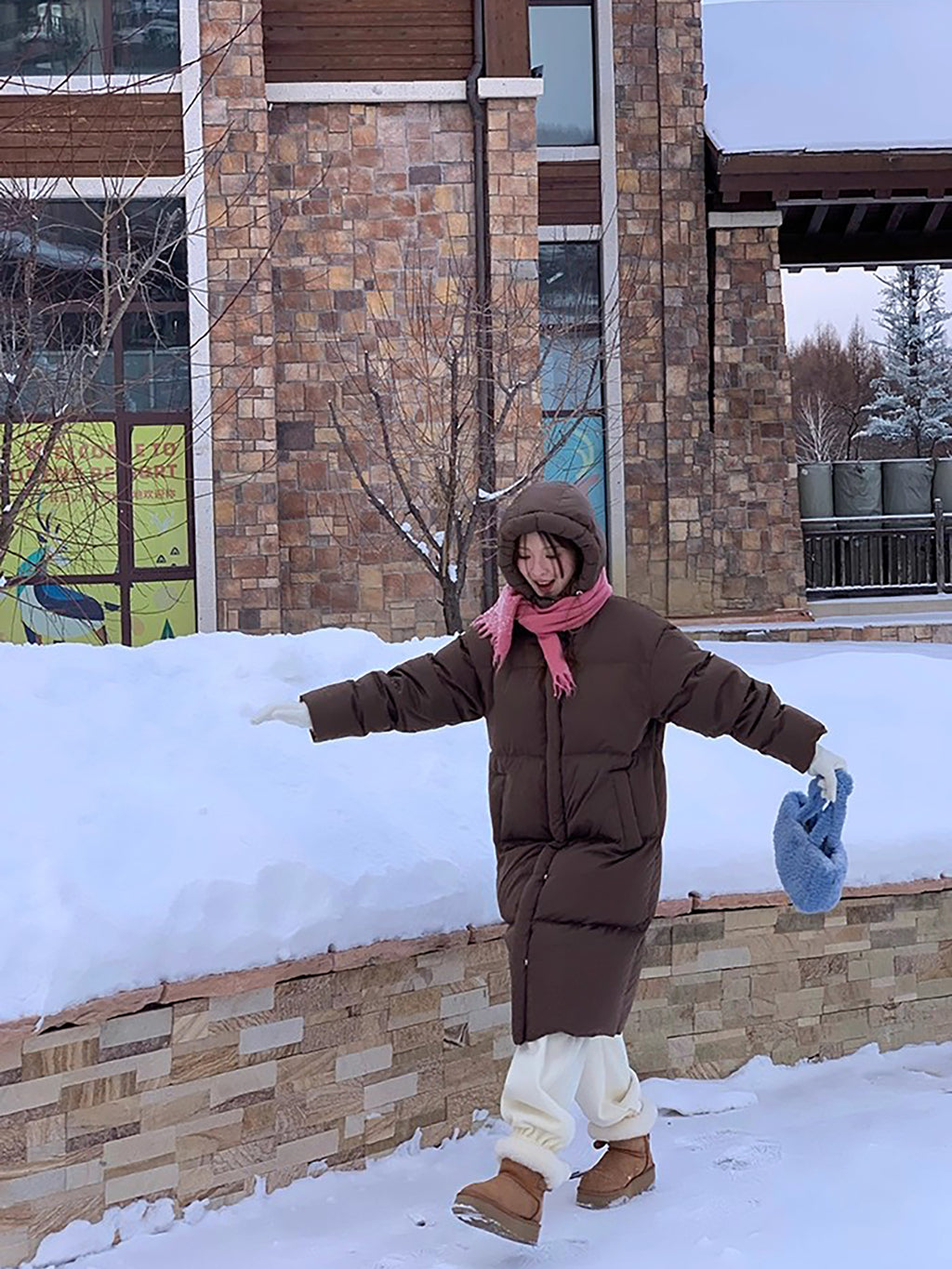 RAINY 软糯保暖防风连帽鼓鼓长款羽绒服冬季女抽绳90白鸭绒外套